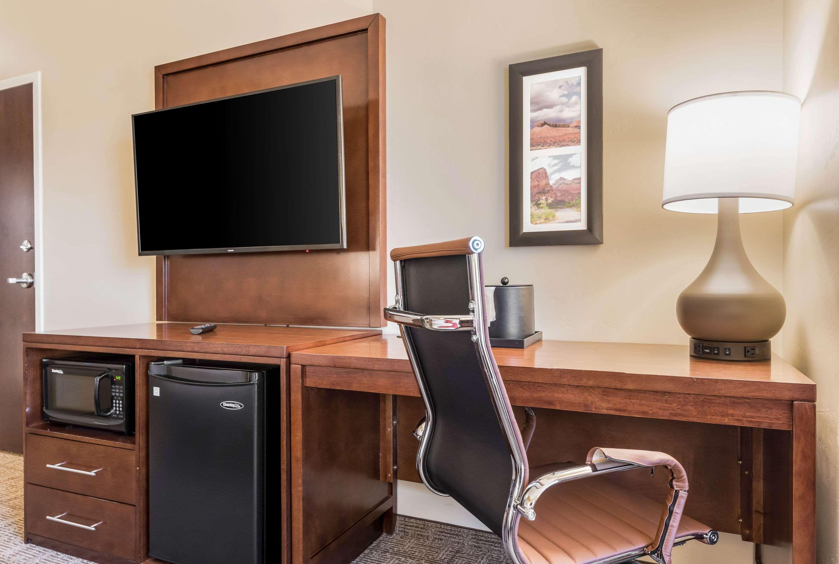 Comfort Inn & Suites Zion Park Area Hurricane Exteriör bild
